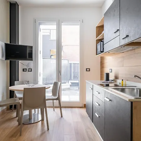 Giorgi Design Homes Ii Apartament *